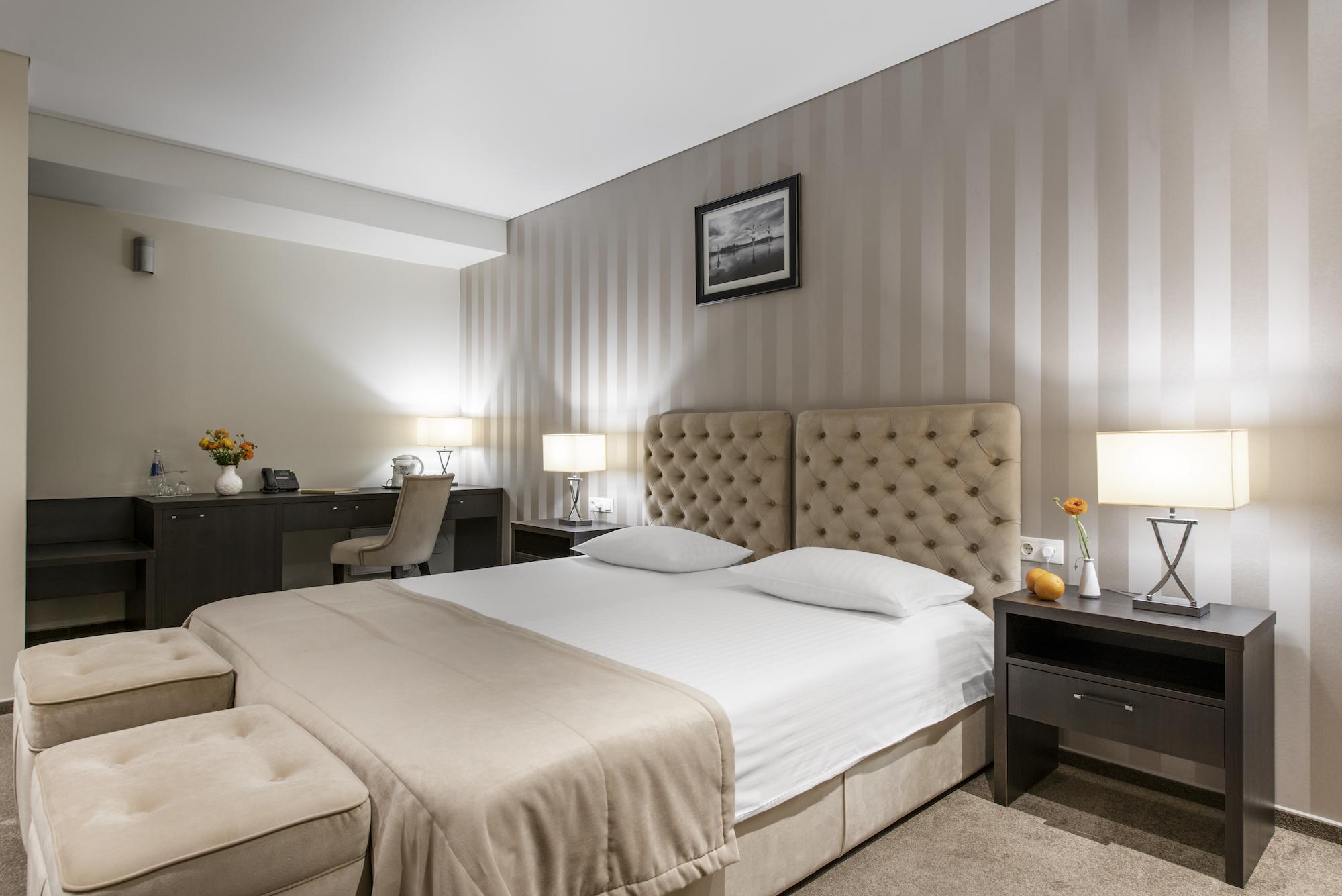 Amberton Cathedral Square Hotel VNO Exterior foto