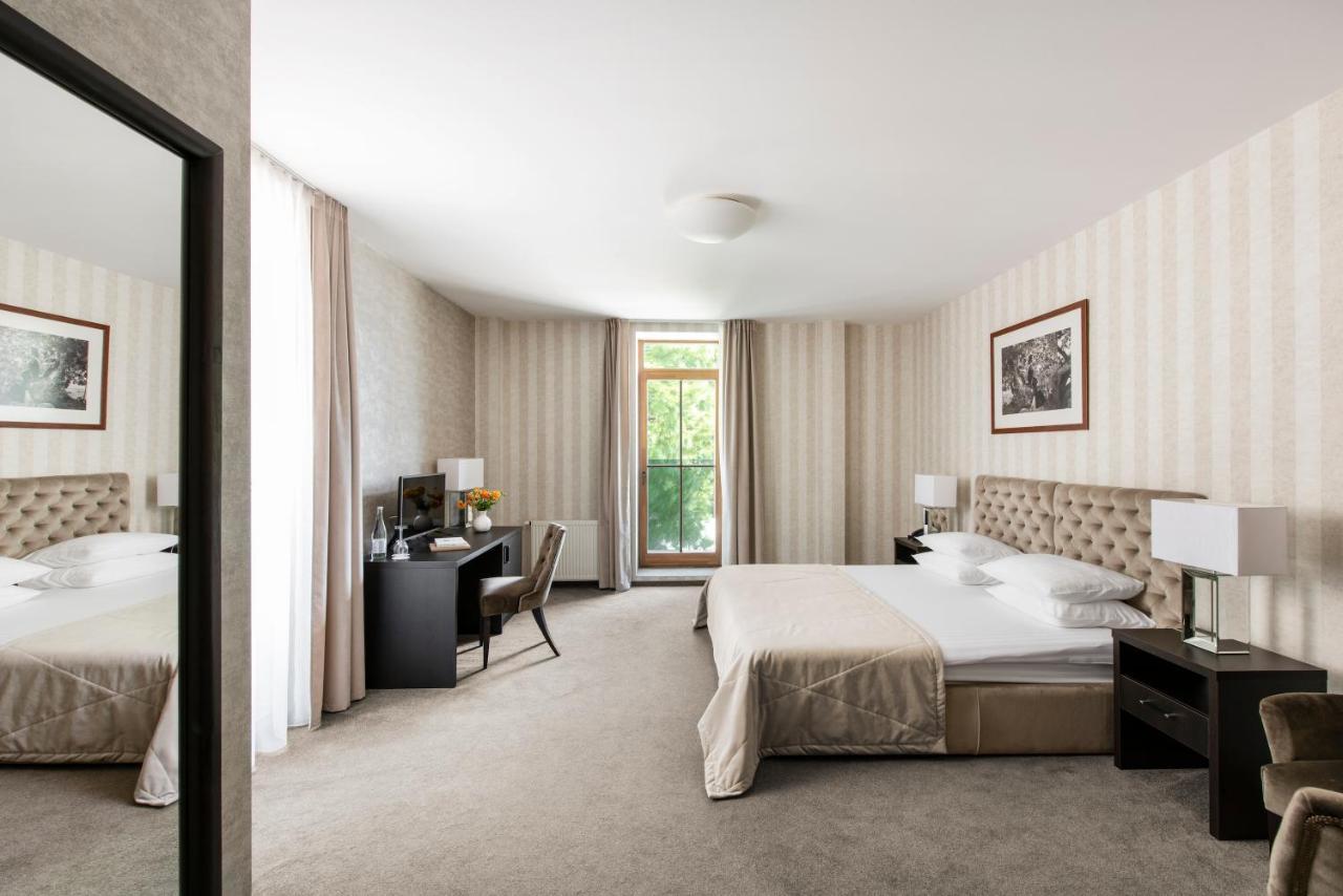 Amberton Cathedral Square Hotel VNO Exterior foto