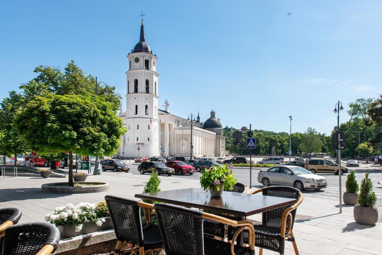 Amberton Cathedral Square Hotel VNO Exterior foto